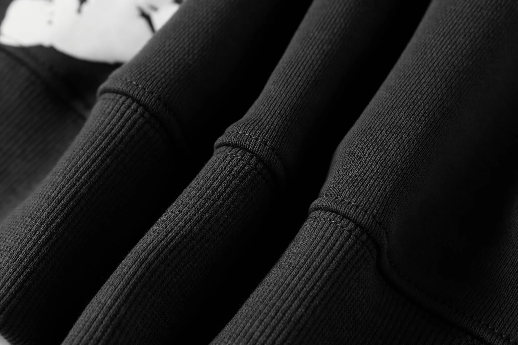 16 colors DENIM TEARS Kapok European and American trendy brand high-quality foam printed hooded sweatshirt jacket. Terry fabric weighs 380 grams. Threads are customized and dyed in the same color. Color Black Gray Blue Green Royal Blue Purple Red Orange Colorful Blue Pink White Sky Blue Brown Carbon Gray Black Gray White White Size S-XL